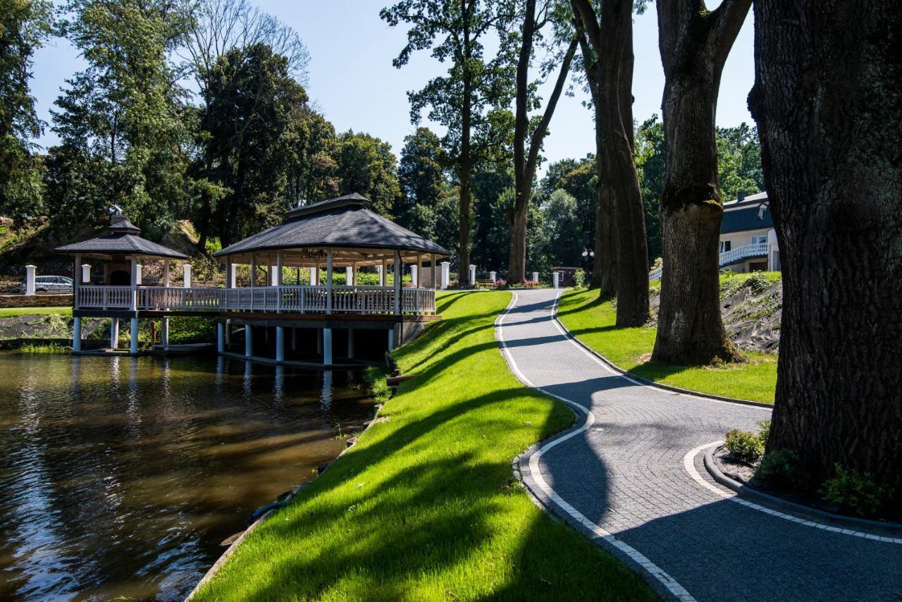 Pod Ksiecia Gorka Hotel Oleszyce Exterior photo